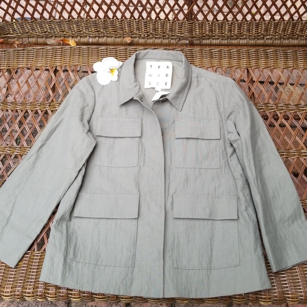 Super cute  size Small Boutique jacket....